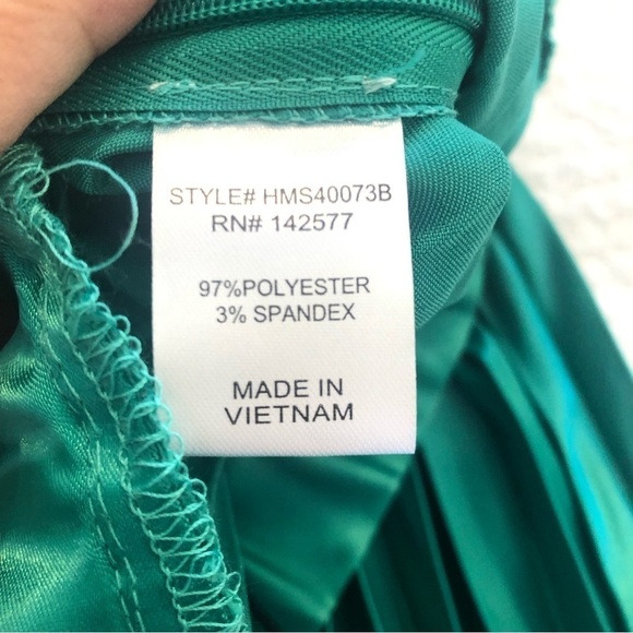 Haute Monde /NWT/ Green accordion pleated skirt/ size M - Picture 6 of 12